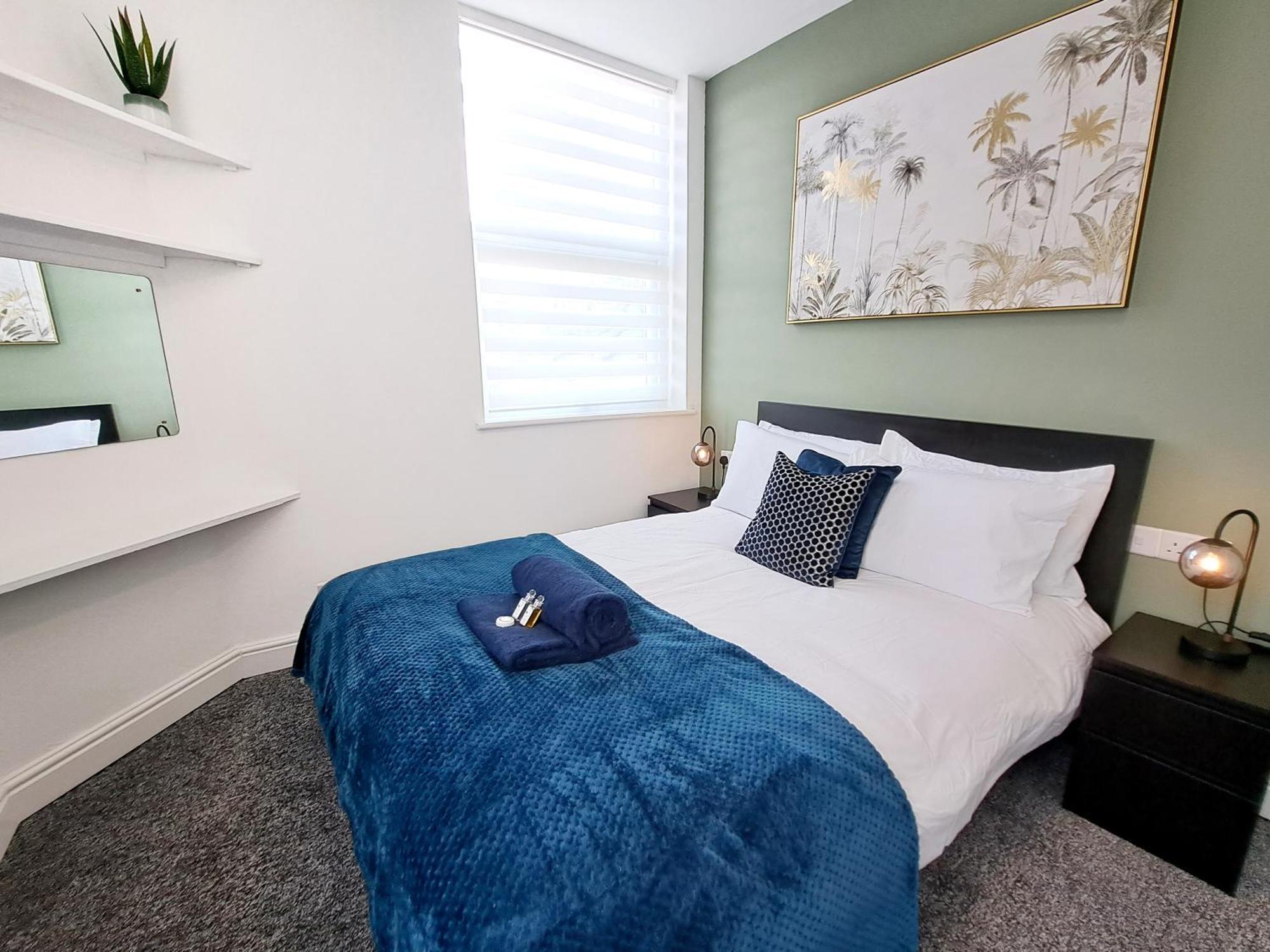 Bright 3 Bed With Terrace, Free Parking On Premises Appartamento Watford (Hertfordshire)